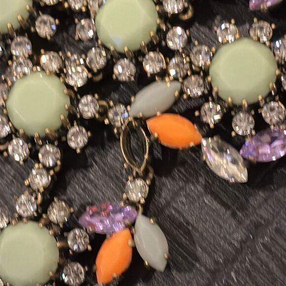 J. Crew Gold Tone Bib Style Pastel Rhinestone Statement Necklace Floral​​​​​​ - Picture 3 of 7